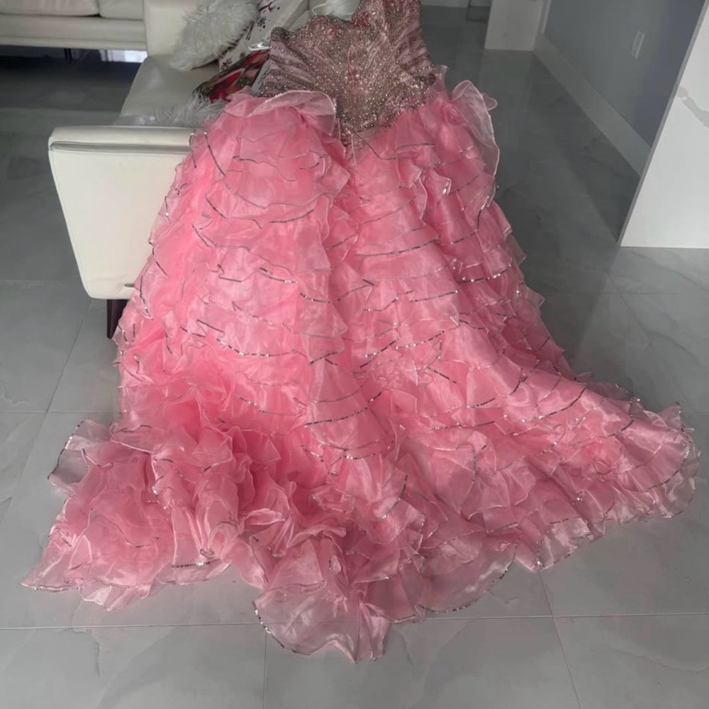 Elegant Pink Quinceañera Dress